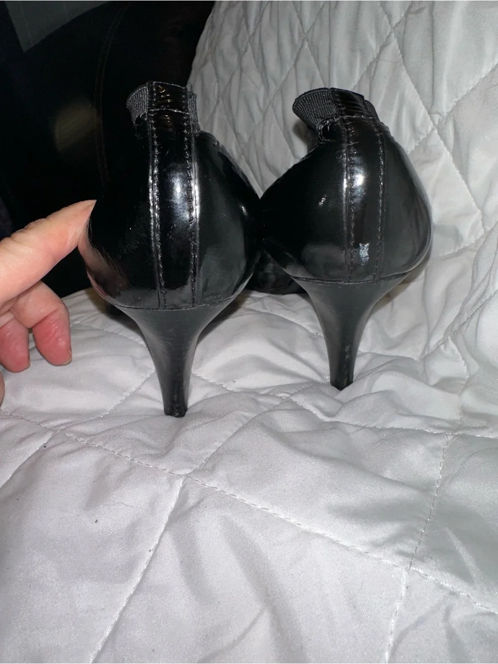 Tory Burch Black Gold Logo Heels sz 9